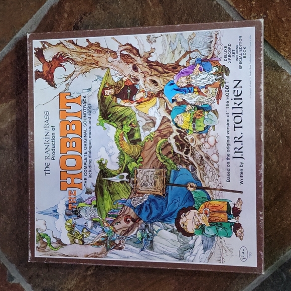 Vintage Rare The Hobbit J.R.R. Tolkien Rankin Bass production box set w book